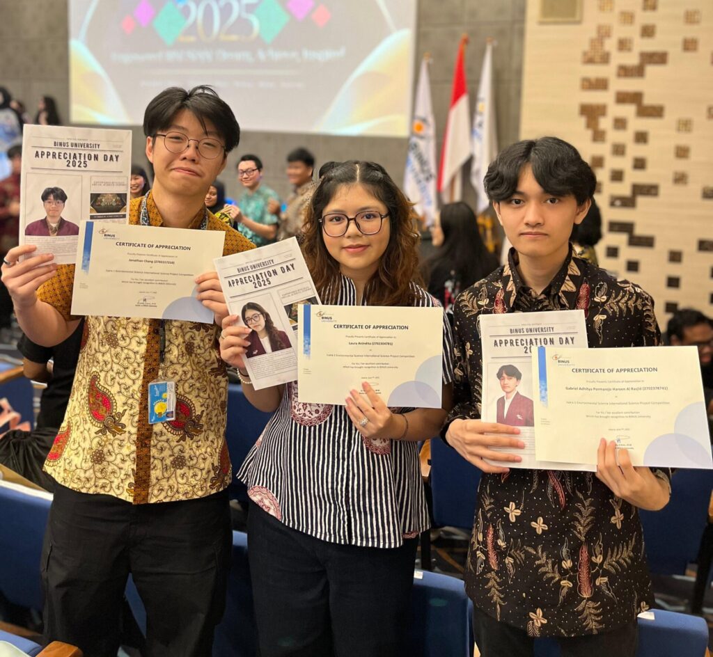 Mahasiswa Bioteknologi BINUS University, Jonathan Chang, Laura Anindita, Gabriel Adhitya Pormarejo Haroen Al-Rasjid, Berhasil Publikasikan Jurnal Q1 di Semester 4